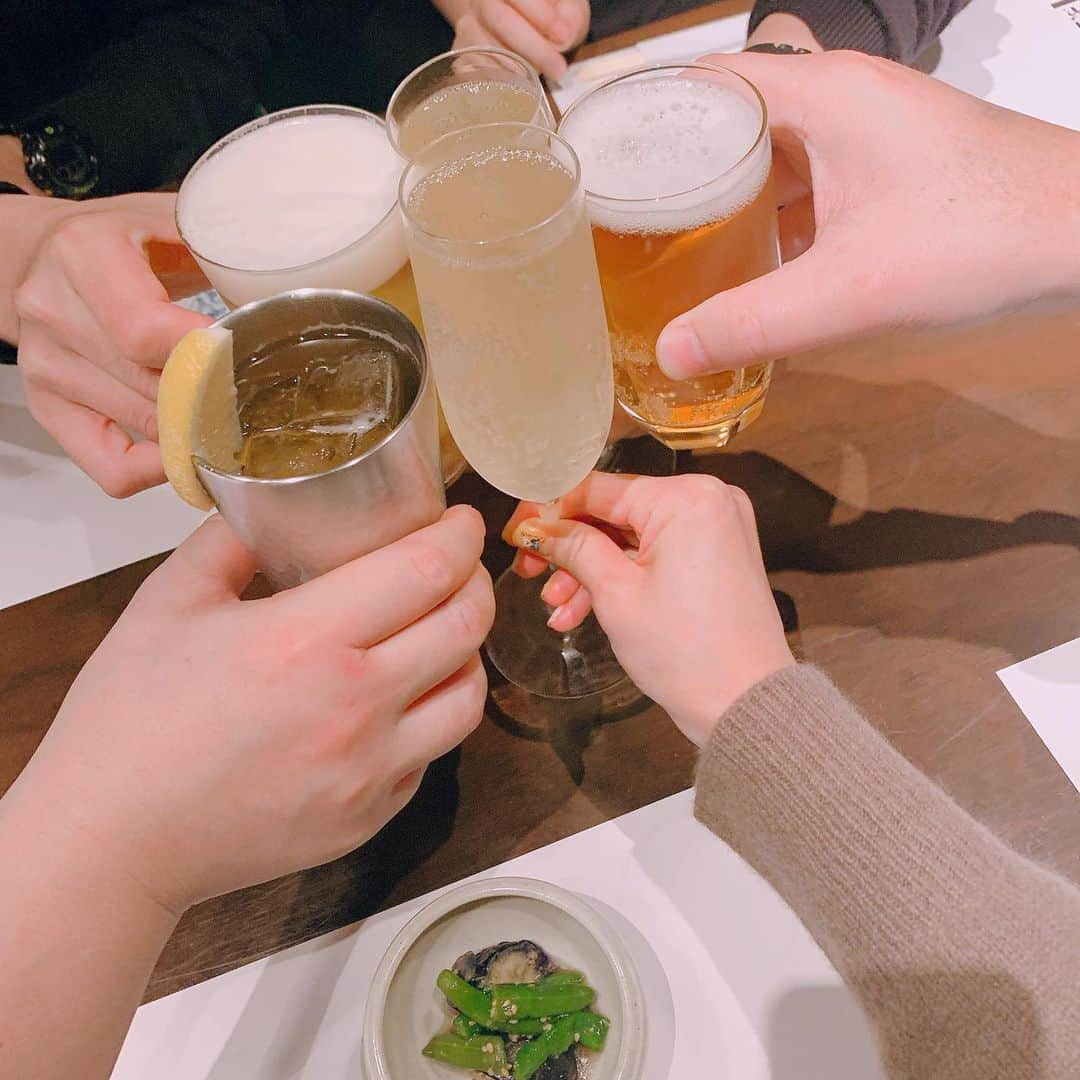 井口裕香さんのインスタグラム写真 - (井口裕香Instagram)「🍻 先週、アルバム制作会議（という名の新年会）を音楽チームのみんなと❣️ とてもたのしくて、内容の濃い夜でした🌝🌟✨ 久しぶりのフルアルバム、わくわくします！！！！ #おたのしみに💛」1月12日 15時33分 - ooo31_iguchiyuka_31ooo