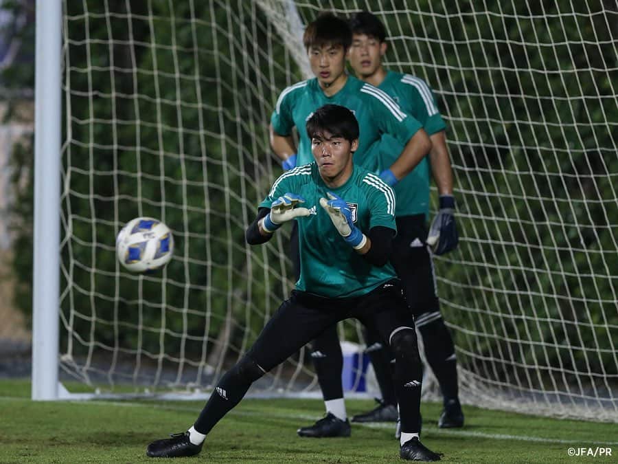 のインスタグラム：「📸#U23日本代表 U-23シリア戦に向けて最終調整 ・ 【本日第２戦！】 🏆AFC U23選手権タイ2020 📅1/12 22:15 🆚U-23シリア🇸🇾 📺テレビ朝日系列/NHK BS1 ・ ――― 🏆AFC U-23選手権タイ2020（1/8～26） 1/9 1-2 U-23サウジアラビア🇸🇦 1/12 22:15 🆚U-23シリア🇸🇾 1/15 22:15 🆚U-23カタール🇶🇦 📺テレビ朝日系列/NHK BS1 👉大会情報はJFA.jpへ #daihyo #U23日本代表 #AFCU23 ―――」