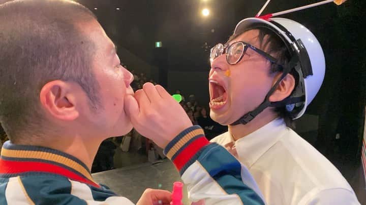 田崎佑一のインスタグラム：「昨日は「おいでやす小田で遊ぼう」でした。iPhone11proにして良かったと思った日でした。 （口にしても大丈夫なシャボン玉です）」