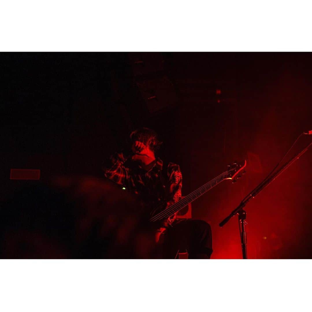 侑威地さんのインスタグラム写真 - (侑威地Instagram)「NO MATTER LIVE@Zepp Sapporo  photo by @ninjajon  #rottengraffty #nomatterlive」1月12日 16時14分 - yuichi_rotten