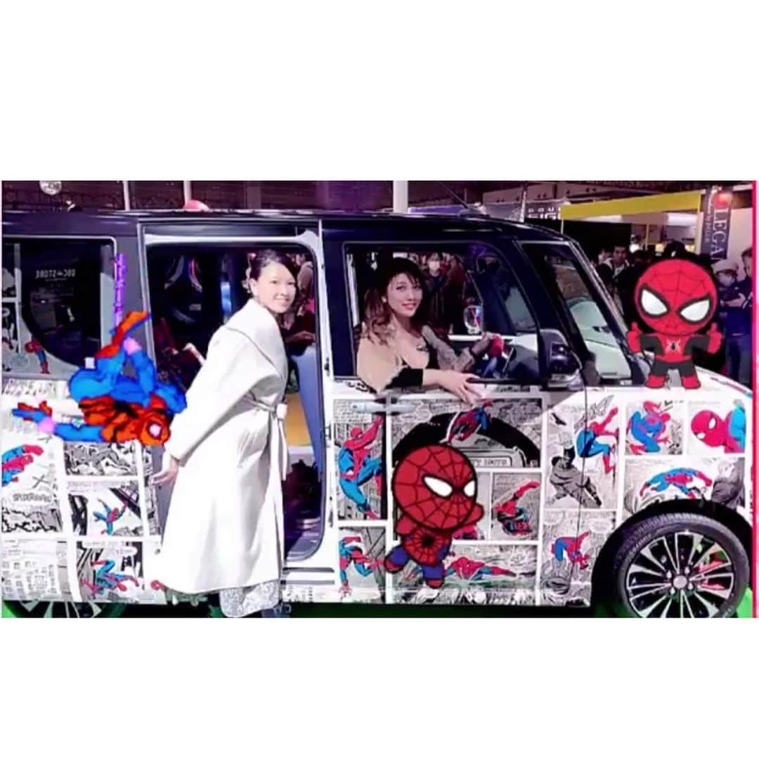 神谷麻美さんのインスタグラム写真 - (神谷麻美Instagram)「#スパイダーマン 発見❤💙❤💙 #spiderman の車❤✨(๑✪ω✪๑)ｶﾜｨｨ♡❤✨🕸💙 #オートサロン 🚗 ³₃❤💙」1月12日 16時18分 - asamice428