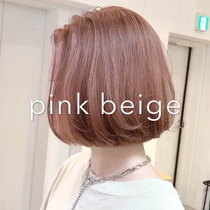 のインスタグラム：「ピンクベージュ . . ◉カラー剤：プロママスター @hoyu_promaster . . ◉ブリーチ剤：Schwarzkopf_FIBREPLEX @schwarzkopfjapan . . ◉ケラスターゼトリートメント @kerastase_official . . @album_hair  @nobuhair 担当プロデューサーNOBU ALBUM新宿NEＷ OPEN★ NET予約は、プロフィールのURLから^ ^ 東京都新宿区新宿３-28-11 市嶋第三ビル4F  #ヘアスタイル #髪型 #ヘアセット #ヘアアレンジ #ヘアカラー #カラー #グラデーション #ハイライト #ブリーチ #ハンサムショート #サロン #ハイバレ #モデル #ヘアカタログ #美容師  #美容室 #撮影 #fashion #instafashion #hm #zara #forever21  #uniqlo #gu #bob #updo #haircolor #longhair #hairstyle」