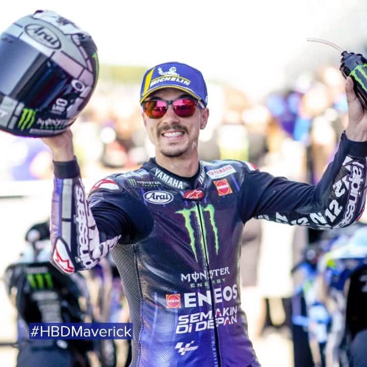 のインスタグラム：「Happy 25th birthday, @maverick12official! 🥳🎂 . . #MonsterYamaha | #HBDMaverick」