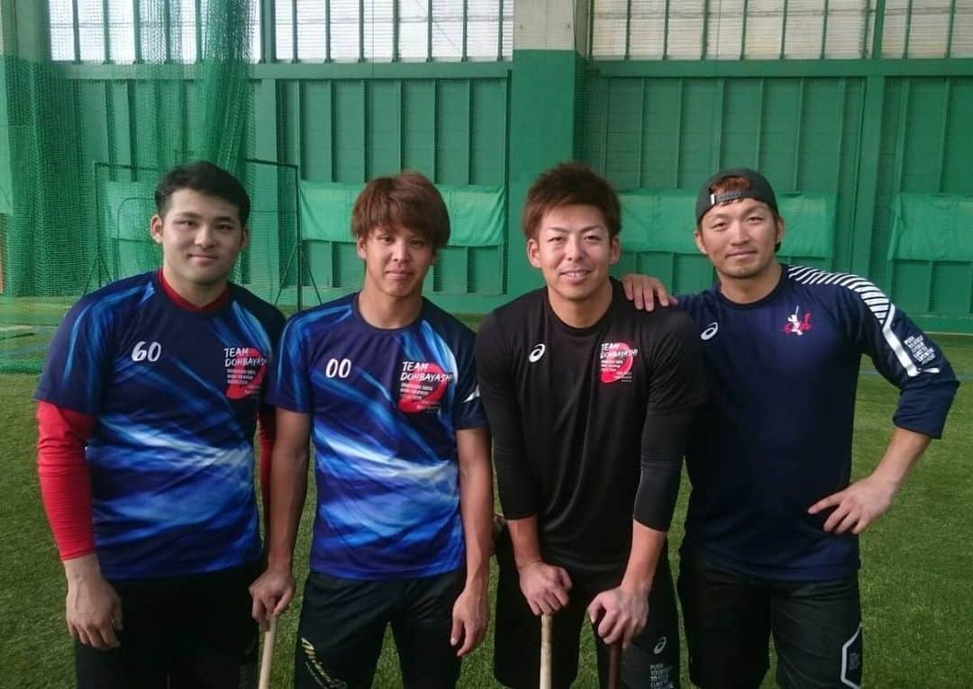 地方民のカープ女子のインスタグラム：「・ はやくシーズン始まってほしい🥺💕 ・ どの日程で観戦行くか決めるのも楽しみの一つ😬✨ ・ たかあきブログより✨ ・ #広島東洋カープ#広島カープ#カープ#carp #野間峻祥#鈴木誠也#曽根海成#永井敦士」