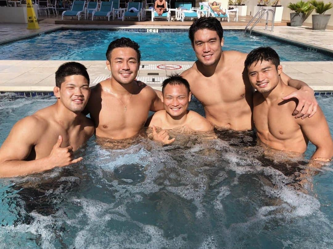 丸山城志郎さんのインスタグラム写真 - (丸山城志郎Instagram)「Team Japan🇯🇵🥋 #judo#柔道#teamjapan#日本#cooldown#ハワイ合宿」1月12日 18時37分 - joshiromaruyama