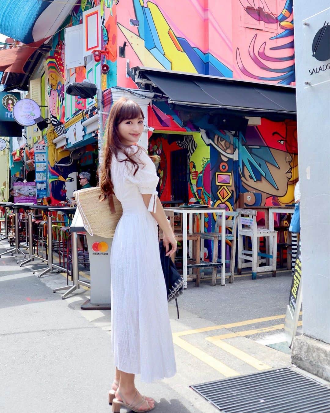 加藤瑠美さんのインスタグラム写真 - (加藤瑠美Instagram)「アラブストリートを散策🇦🇪 街中が可愛すぎて、もう歩いてるだけで幸せ❣️ シンガポールはタクシーが安いのとどこも近いから移動がとっても楽✨  #rubi_travel#singapore#travel#trip#weekend#arabstreet#シンガポール#シンガポール旅行#アラブストリート#🇸🇬」1月12日 18時31分 - katorubi