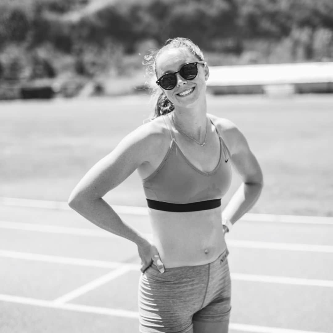 ライリー・デイのインスタグラム：「5 weeks of pain free training, who am I? 🤷🏼‍♀️😍」