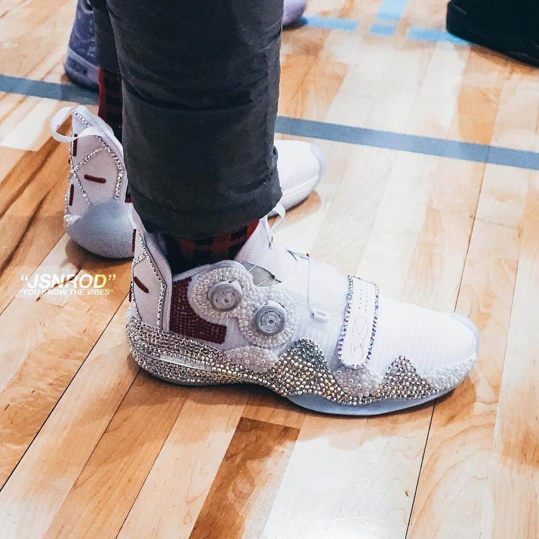 ドウェイン・ウェイドさんのインスタグラム写真 - (ドウェイン・ウェイドInstagram)「“Diamonds Are Forever” @inspiredbyzoey @wayofwade #WoW8 “infinity”」1月13日 4時35分 - dwyanewade