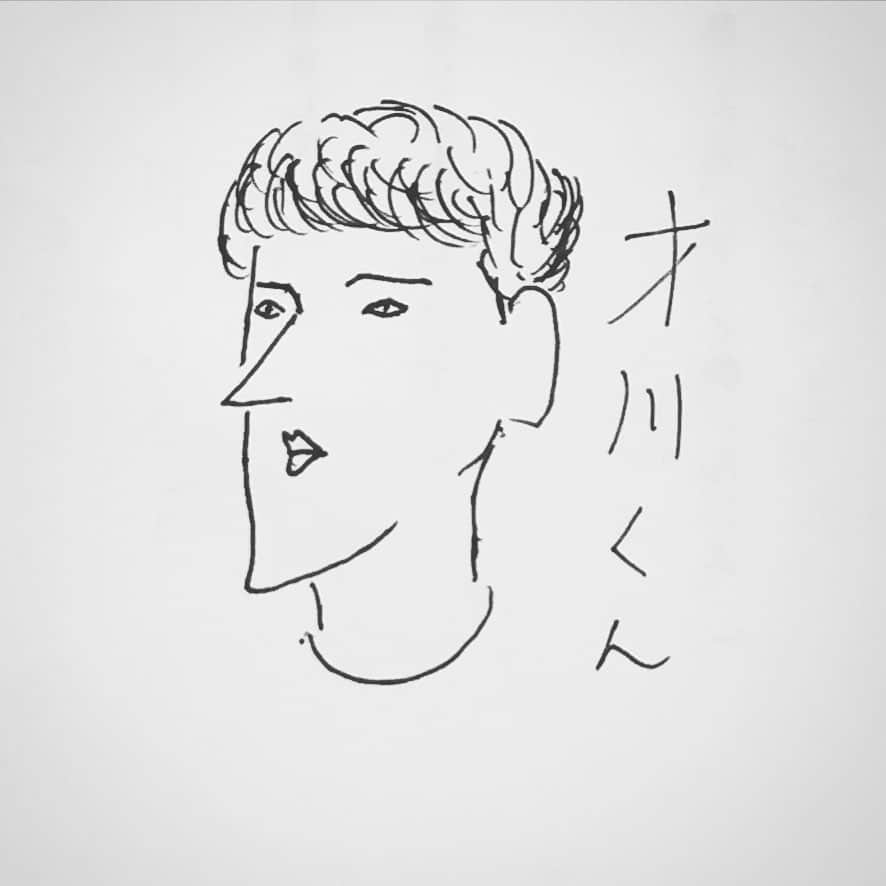 才川コージのインスタグラム：「口内炎ができた。。 . 原因は口内にチキンを入れた時に唇を一緒に噛んでしまった。  ビタミンBが豊富なポークを摂取して治療するとしよう。  写真はいつかの台本の落書きだ。  現場からは以上だ。」