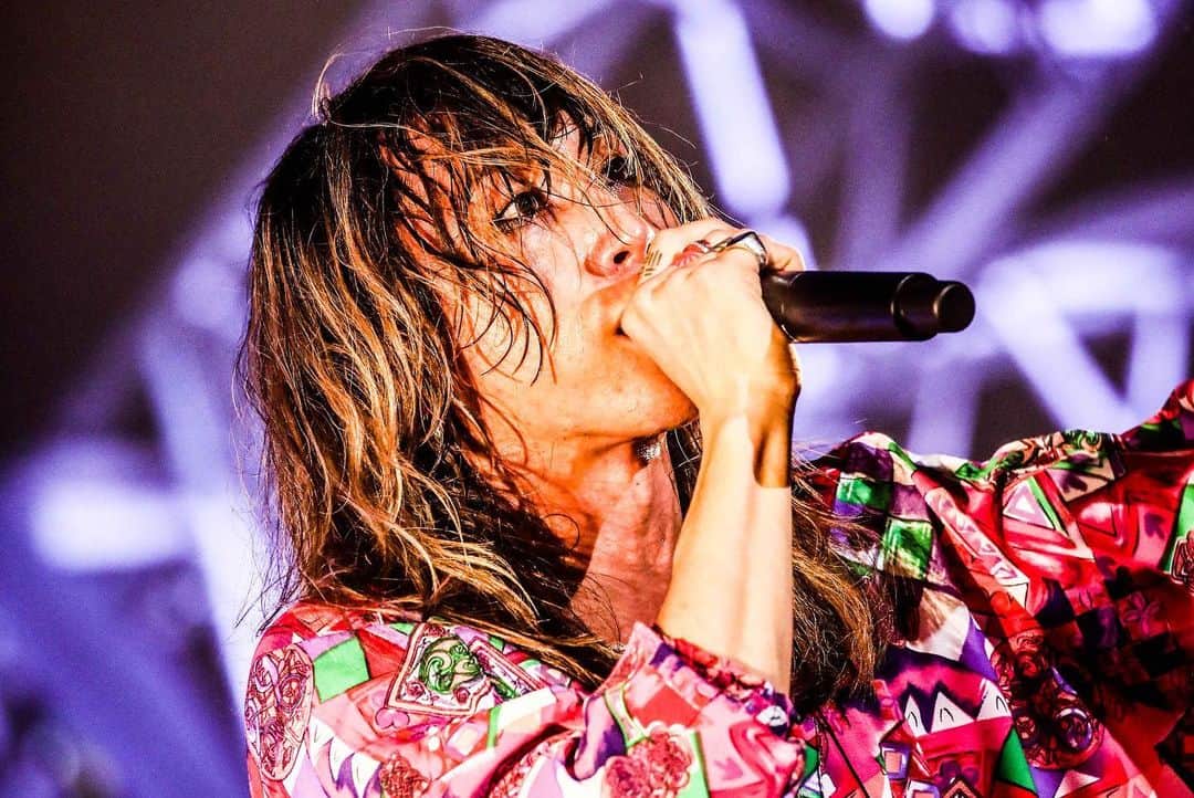 のインスタグラム：「#FM802 RADIO CRAZY 🎤  3日目 Z-STAGEにSUPER BEAVERが 🌈  #レディクレ のライブ音源の一部は2020年1月13日（月・祝）19時からのRADIO CRAZY音源特番「RADIO de LIVE CRAZY」でオンエア予定📻  さらにLIVE HOUSE Antenna出演者のライブ音源の一部は、 2020年1月12日(日)24時からの「RADIO de LIVE CRAZY Eve」でオンエア予定🔈  #radiko を使えばスマホ、PCでクリアにFM802を聴くことができます👂  #SUPERBEAVER」