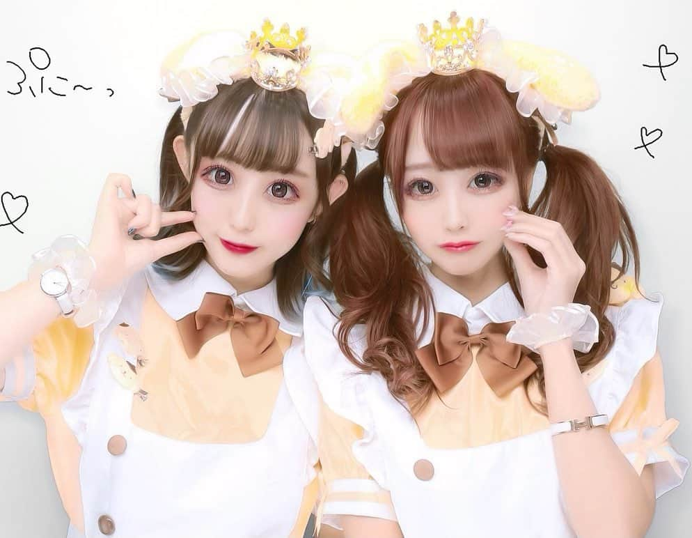 さきぼんさんのインスタグラム写真 - (さきぼんInstagram)「りさちとポムポムメイドになった🍮💛 . @bodyline_tokyo の黄色と茶色のメイド服をミックスさせたの～～ ． . #ピューロランド #ポムポムプリン #メイド #pompompurin #puroland #sanrio #sanriopuroland #ボブ #Melulu #プリント倶楽部 #ティンセル ##推しピューロ #ピューロアンバサダー #さきぼんサンリオ #さきぼんプリ」1月12日 21時32分 - sakibon69