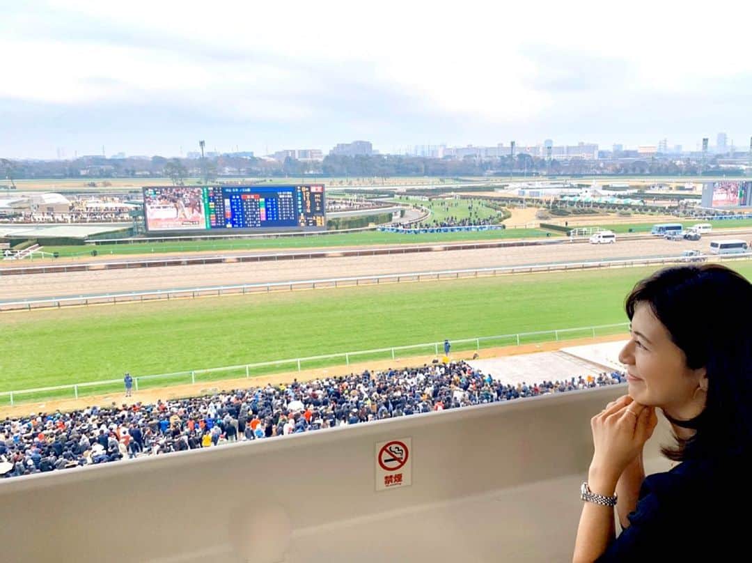 吉村優さんのインスタグラム写真 - (吉村優Instagram)「有馬記念🏇💓 * 2019年の競馬納めは 有馬記念でした🙋‍♀️ * #競馬 #有馬記念 #keiba #horse #horseracing」1月12日 22時32分 - yuyoshimura87