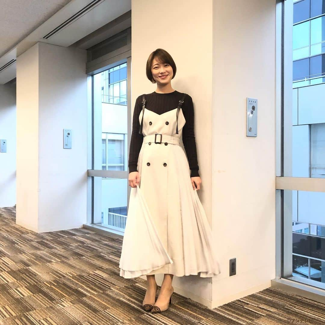 フジテレビ「めざましテレビ」さんのインスタグラム写真 - (フジテレビ「めざましテレビ」Instagram)「1月10日（金）きょう何着て行く？ ・ ファッション雑誌CanCamとコラボした お天気コーナー「きょう何着て行く？」 阿部華也子ちゃんの毎日のコーデを紹介♪ ・ 【きょうのコーデ】 コート→#MEWSREFINED CLOTHES 2万9000円 ワンピース→#マイストラーダ 2万6000円 ニット→#バナナリパブリック 1万4909円 靴→#セヴントゥエルヴサーティ 2万2000円 ピアス→#モーヴバイステラ 6500円 ・ 【コーデのポイント】 今シーズン人気を集めている重ね着を 前提にしたワンピースを着ました👗 今ならニットをINしてもう少し暖かくなったら ブラウスなどをINすれば長いシーズンで活躍してくれます👀 サイドプリーツやトレンチ風デザイン 着映えも狙っていきましょう💁🏻‍♀️ ・ #めざましテレビ #きょう何着て行く？ #阿部華也子 #今日のコーデ#コーデ #CanCam #今日のファッション#ootd #きょう何着て行く？は月〜金朝6時22分ごろ放送！」1月12日 22時41分 - mezamashi.tv