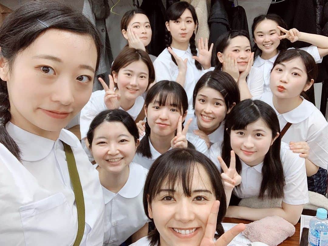 瀬野ユリエさんのインスタグラム写真 - (瀬野ユリエInstagram)「稽古最終日無事終わりました！ 終わってからみんなでご飯💓😌 このメンバーで一緒にできること、この作品に携われていることに感謝して最高の作品を皆様にお届けします！ 沢山の方に観て欲しい！！知って欲しい！！ と強く思うそんな作品になってます！ 初日は15日の19時から！ まだまだお席あります！ 今からでも遅くないです🥺 ぜひ観に来て下さい😌 #adayinthelife#新宿村LIVE」1月12日 23時02分 - canlove712
