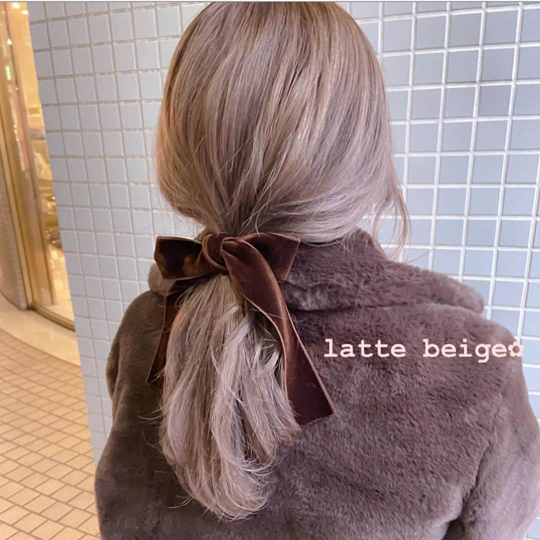 佃加菜さんのインスタグラム写真 - (佃加菜Instagram)「latte beige✿  全身ブラウンベージュの服で 可愛いかったなぁ⋆⸜ ⸝⋆♡ 赤みのないフレンチなラテベージュ✿」1月12日 23時04分 - tsukuda_kana