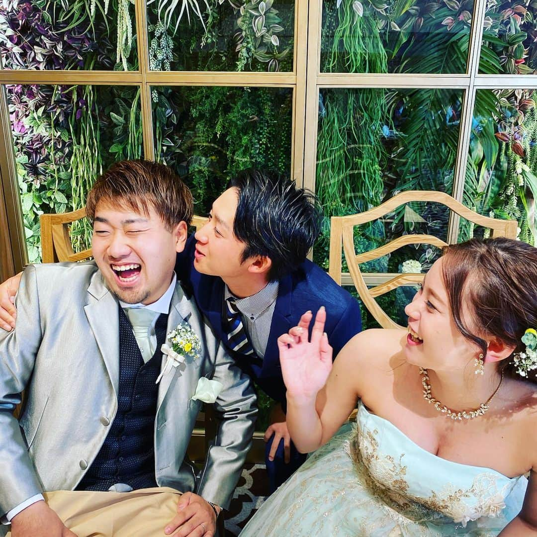 伊藤有志さんのインスタグラム写真 - (伊藤有志Instagram)「愛しのゆーとゆきちゃん結婚おめでとう💑  #結婚式 #結婚式ばっかり#親父泣く#最高#おめでとう#ゲイではありません」1月12日 23時16分 - yushi.ito