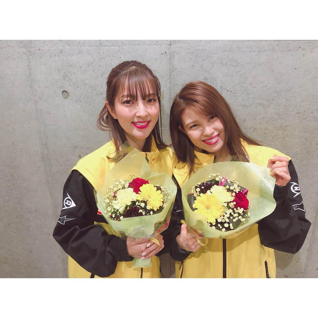 石原未梨さんのインスタグラム写真 - (石原未梨Instagram)「Direzza Girlsになれて﻿ 本当に幸せでした💛💛💛﻿ ありがとうございました💛💛💛﻿ (また泣いちゃった😝💕笑)﻿ ﻿ #DUNLOP」1月12日 23時31分 - miri_ishihara