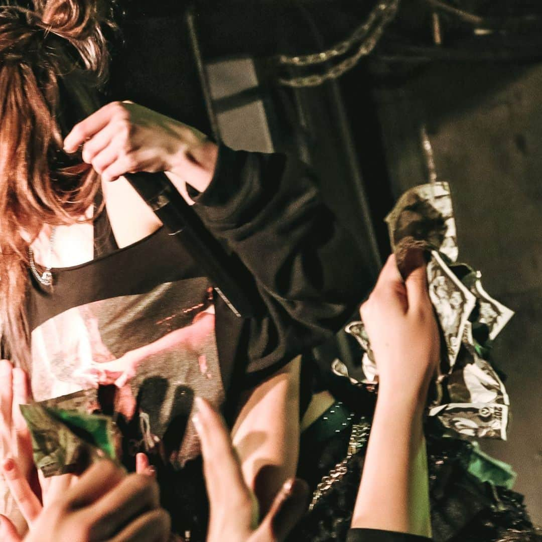 LADYBABYのインスタグラム：「#LADYBABY LIVE Photo  20.1.4（土） @ 浜松FORCE SEE YOU Reburn TOUR名古屋公演  #金子理江 #池田菜々 #唐沢風花 #有馬えみり」