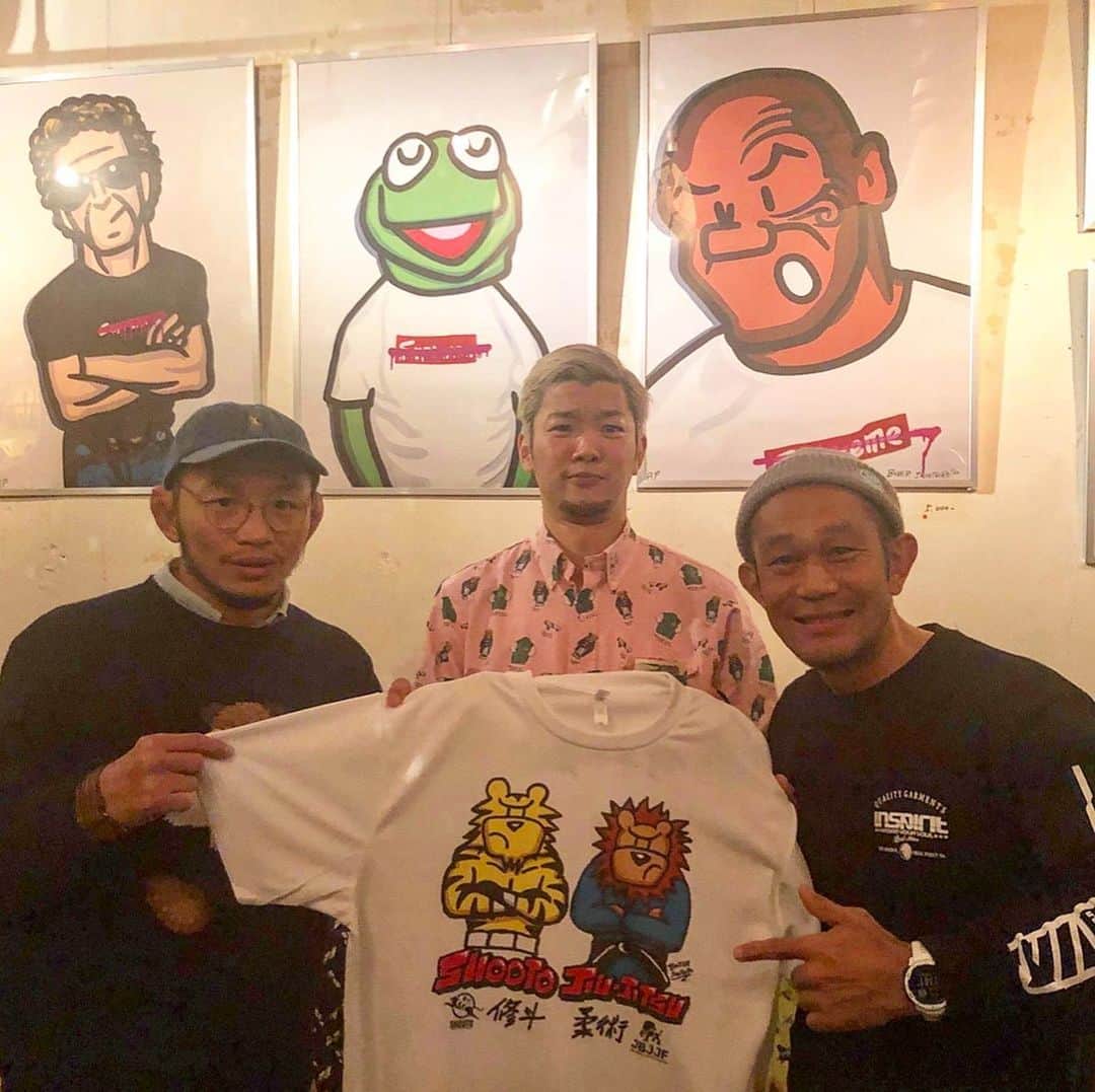 宇野薫のインスタグラム：「今日は昼から東京をぐるぐると 楽しい休日でした！！ #宇野薫のテーマがありすぎコーディネート #宇野薫」