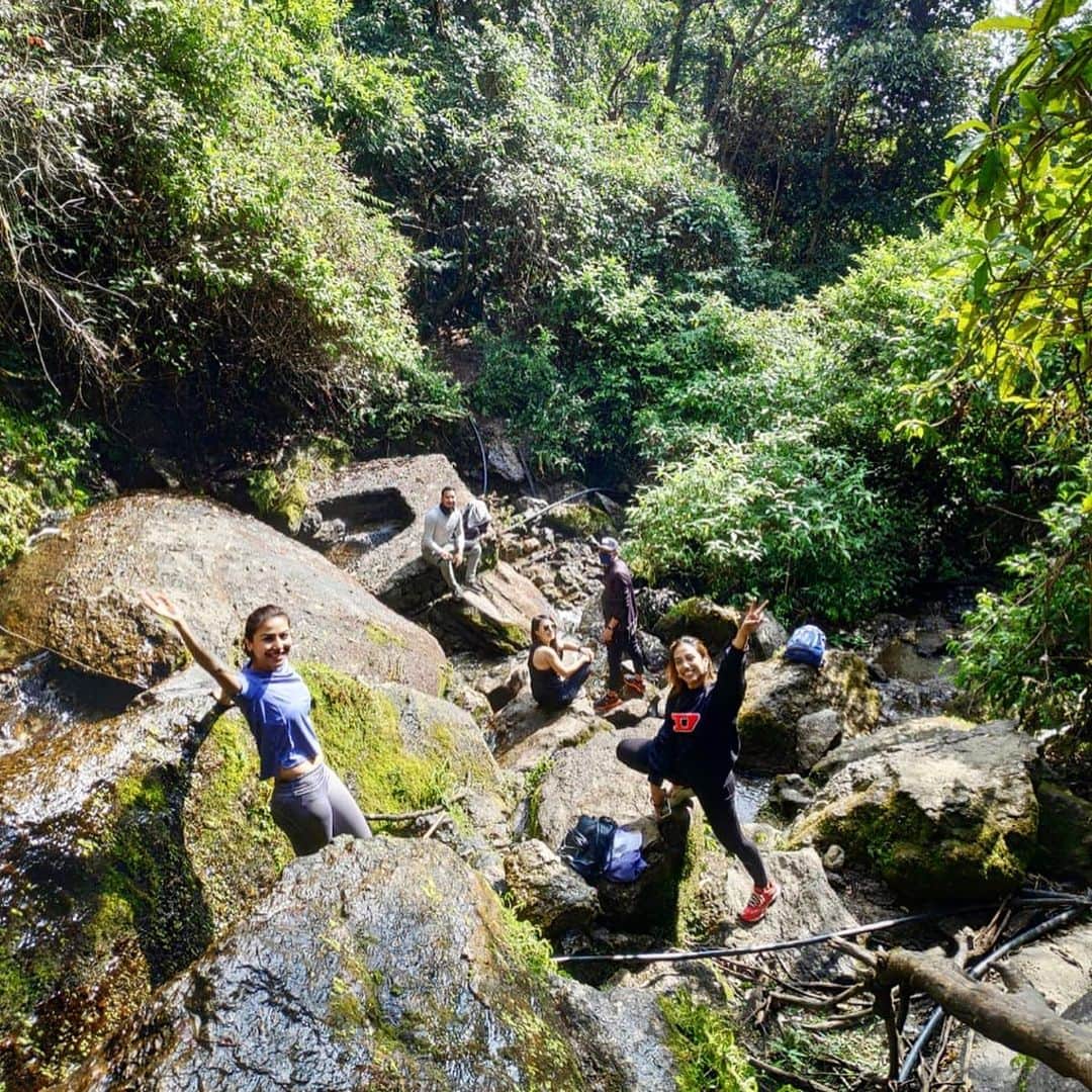 Megha Shrestha さんのインスタグラム写真 - (Megha Shrestha Instagram)「Water heals everything 💫 2020 First hike with my lovely friends 🇳🇵🦋 Gonna make plenty of memories this time too😘❤️ 初ハイキング☀️寒い中みんなで崖に挑戦待っていたのは小さいけど絶景でした✨行きたいとこ沢山！！1日過ぎる時間が早過ぎて、一瞬一瞬大事に生きたい🔥  #visitnepal #nepal #shivapuri #shivapurinationalpark #forest #rainbow #nature #nepaltravel」1月13日 2時49分 - happy_story_14