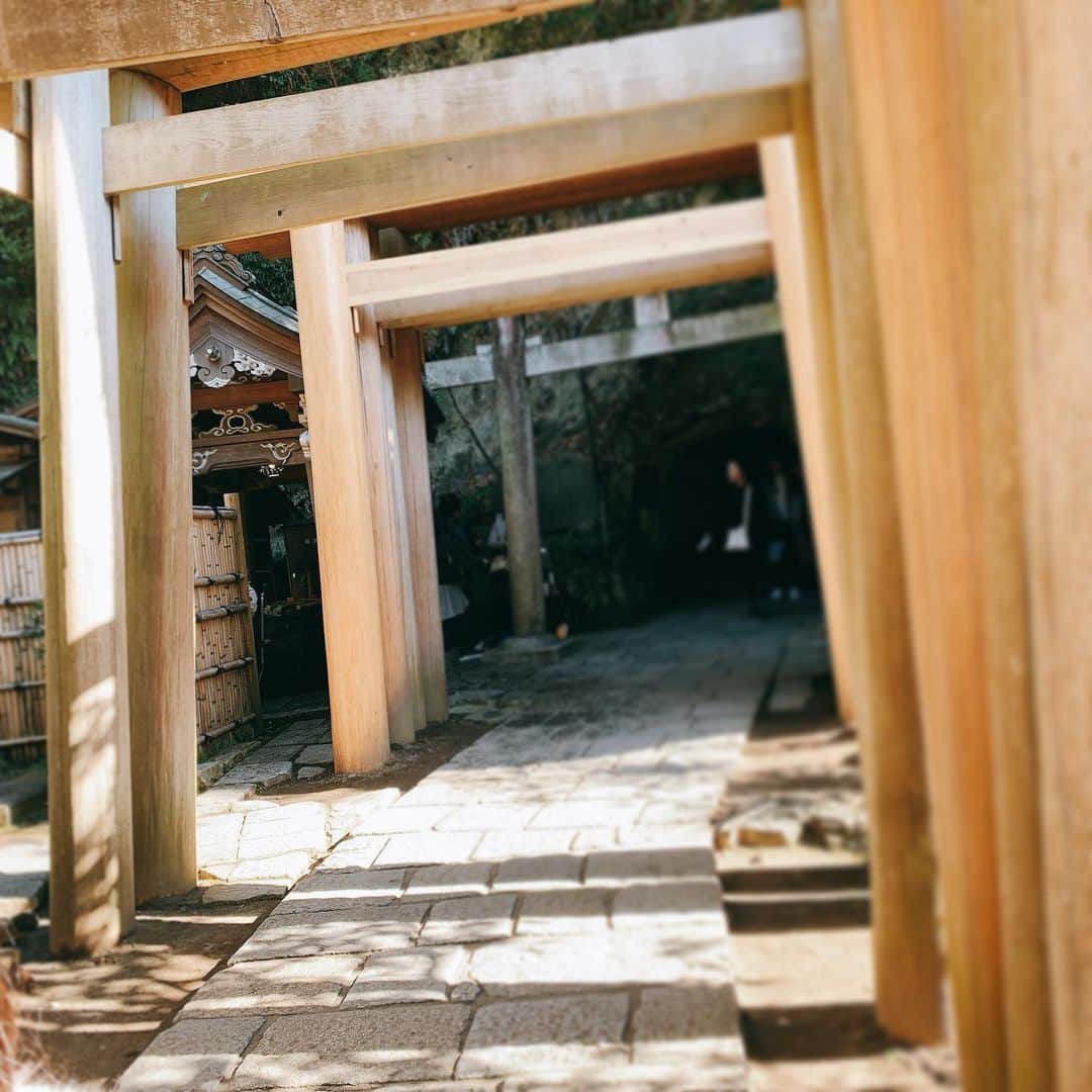 加護亜依さんのインスタグラム写真 - (加護亜依Instagram)「今年も鎌倉へ〜参拝してきました⛩ ・ ・ #大好きな場所 #思い出たくさん」1月13日 13時52分 - ai.1988kg