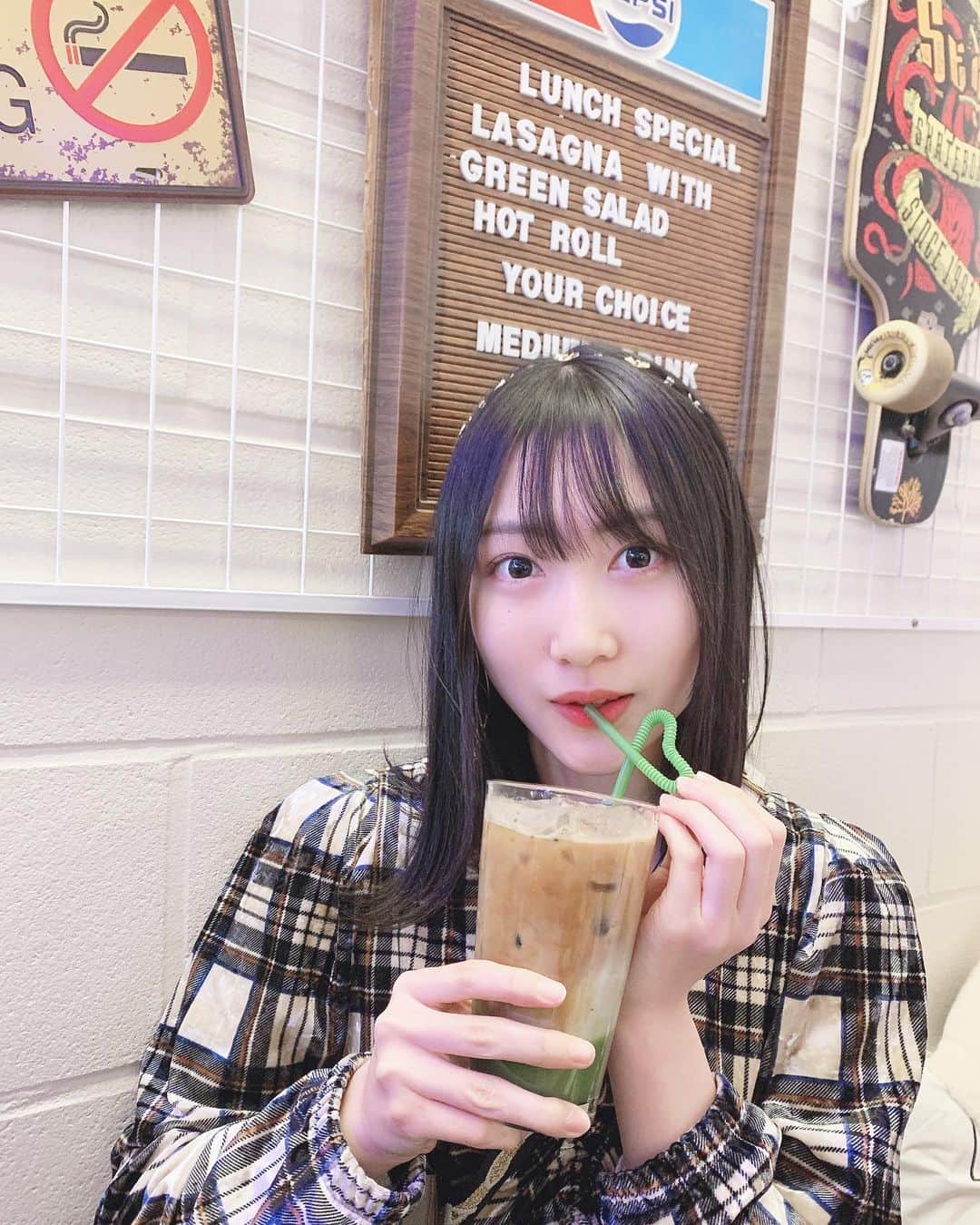 白井琴望さんのインスタグラム写真 - (白井琴望Instagram)「. #cafe #ootd #fashion #抹茶カフェオレ」1月13日 14時09分 - _shirai_kotono