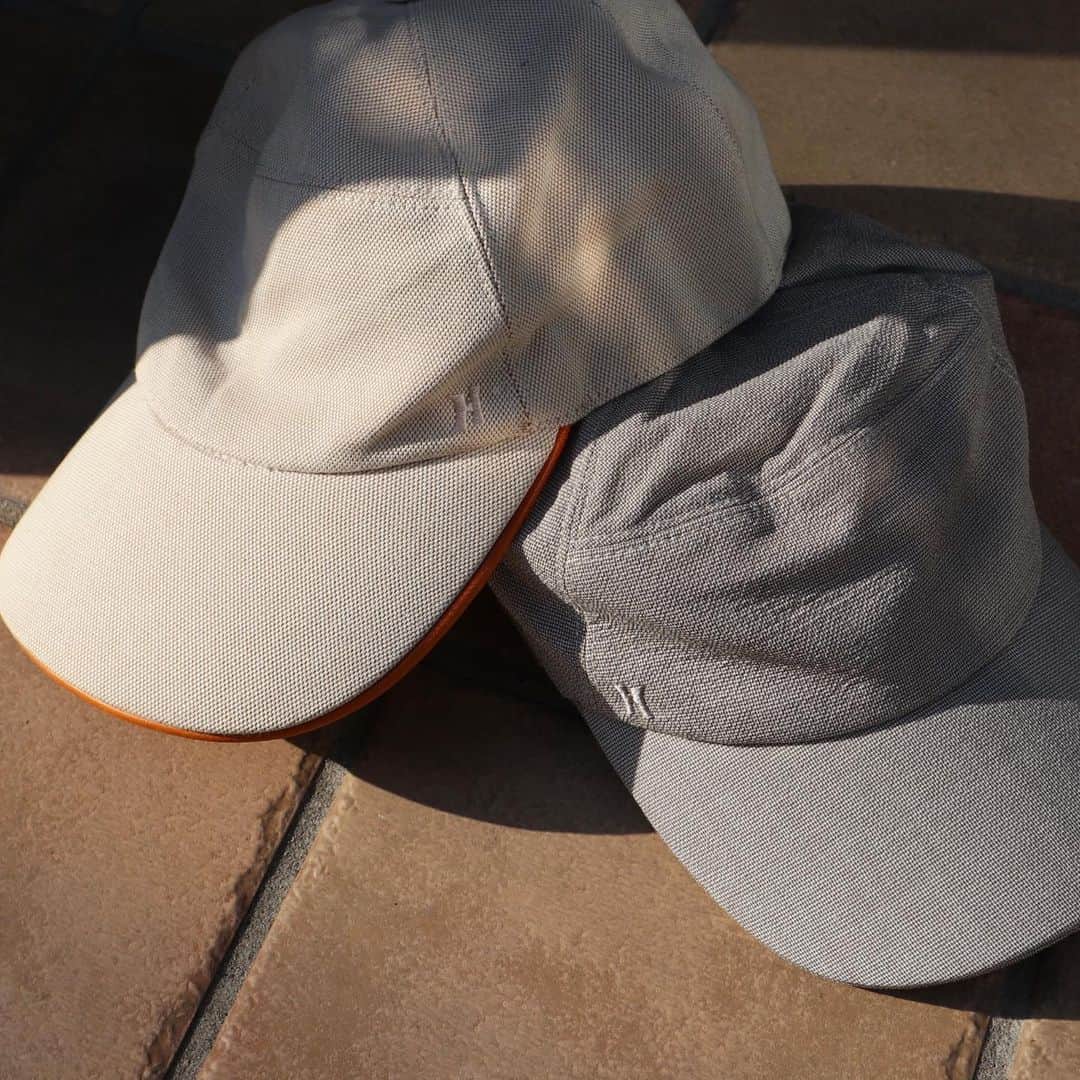 Vintage Brand Boutique AMOREさんのインスタグラム写真 - (Vintage Brand Boutique AMOREInstagram)「Hermes CottonxLinen Caps in size 58. Free Shipping Worldwide✈️ DM for more information ≫ ≫ ≫✉️ info@amorevintagetokyo.com  #ヴィンテージ #hermes #エルメス #ヴィンテージヴィトン #ヴィンテージブランドブティック #アモーレ #アモーレトーキョー #表参道 #青山 #東京 #hermes #vintage #vintage #amoretokyo #amorevintage #vintageshop  #amoregentleman #アモーレジェントルマン #hermesmens」1月13日 14時14分 - amore_tokyo