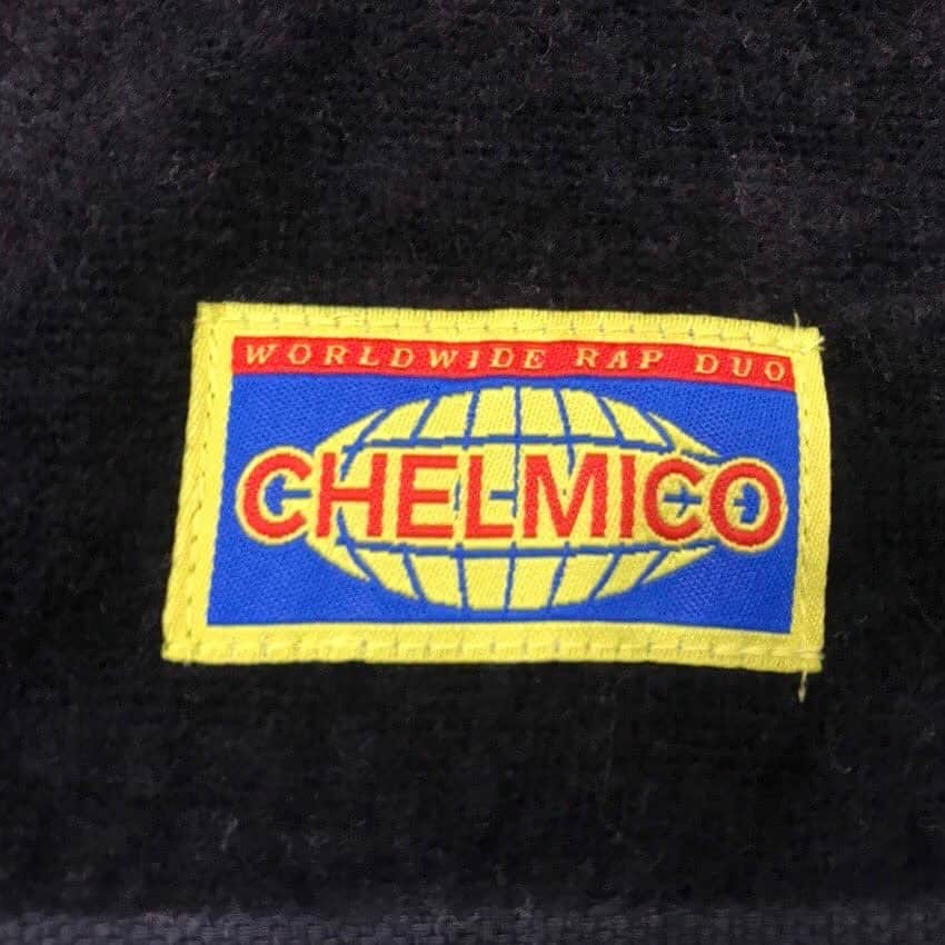 chelmicoさんのインスタグラム写真 - (chelmicoInstagram)「👕通販開始のお知らせ❣️ 新アイテム『ロゴタオル ブラック』が通販でも購入可能となりました🎉👏 👉👉chelmico SHOP store.wmg.jp/shop/chelmico ぜひチェックしてみてください😽💕 #chelmico #チェルミコ」1月13日 14時47分 - chelmico