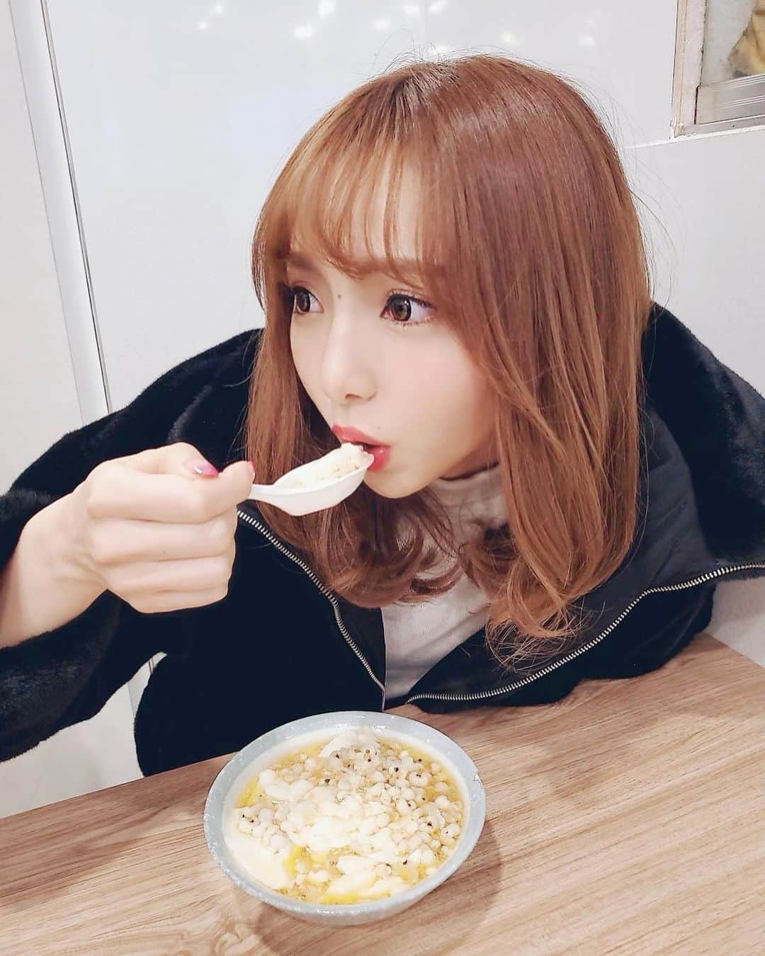 輝月あんりのインスタグラム：「我喜歡豆花😋💗💓」
