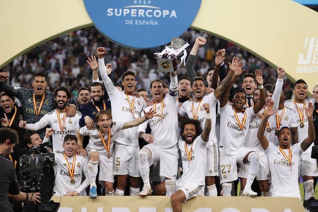 エデン・アザールのインスタグラム：「Yessss #halamadrid 🏆」