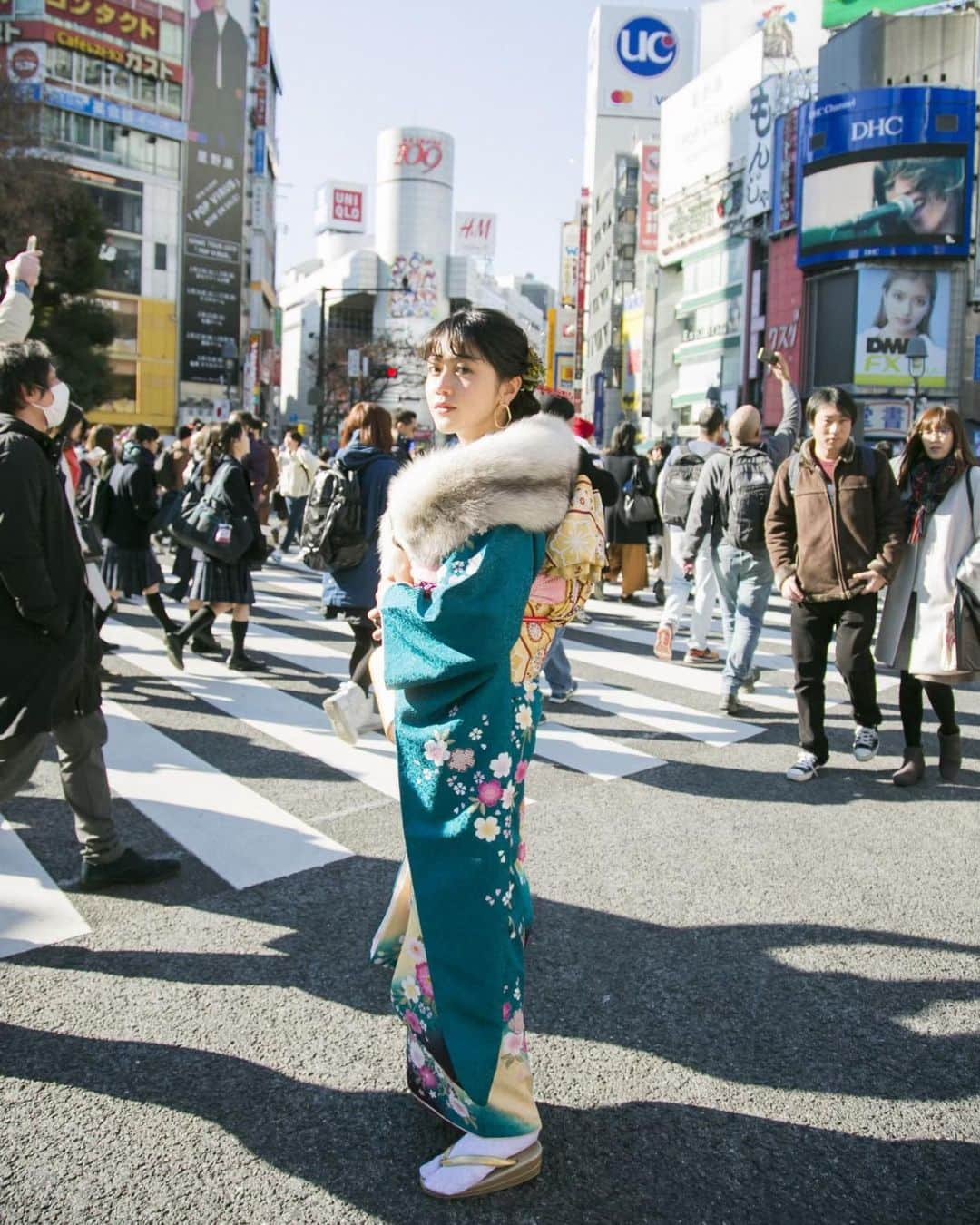 福田瞳さんのインスタグラム写真 - (福田瞳Instagram)「今日は成人の日🇯🇵 写真は @lilian_kanemaru の成人式の時の。 懐かしいな。 二十歳の時を毎年振り返り、 こんなに楽しいことが待ってる未来なんて想像してなかったなぁと、毎回おもいます。 成人のみなさん、おめでとうございます㊗️」1月13日 9時39分 - fukudahitomi610