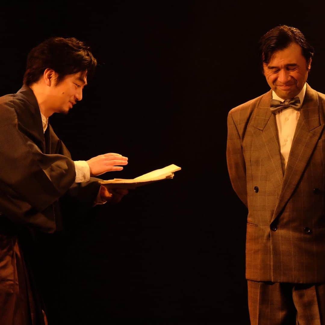 中島大介のインスタグラム：「本日、千秋楽 #咲き誇る花たち #咲花　#シアターカイ #石橋直也 #玄狐」