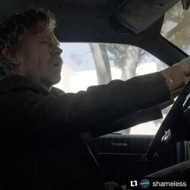 エリザベス・ロドリゲスのインスタグラム：「Also tonight @shameless」