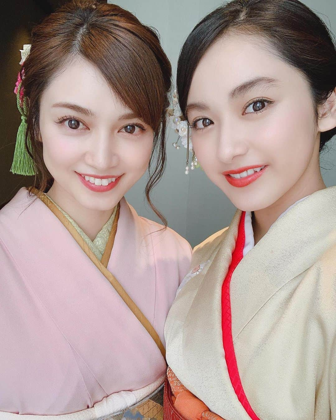 平祐奈さんのインスタグラム写真 - (平祐奈Instagram)「新成人のみな様 おめでとうございます㊗️ 今日はお天気も良くお天道様も新成人の皆さんを祝福しているようなお空ですね✨ 振袖を着たイベントから1年が経つの早いですねとマネージャーK氏と朝話してました。 一生に一度しかない特別な日。 皆さんにとって思い出に残る素敵な1日となりますように⭐️✨ そしてこの後1:55〜TBS「JALホノルルマラソン」 お恥ずかしい姿が映ってるかと思いますが、お家でゆっくり されている方はぜひご覧下さい☀️ @tbs_honolulu  #成人の日　 #写真は8人目の甥っ子のお宮参りの日 #外国人の方が和服着たかのような愛ちゃん #お人形さんみたい」1月13日 12時06分 - yunataira_official