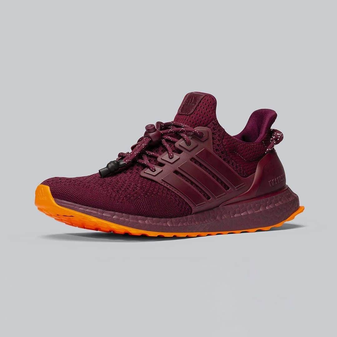 HYPEBEASTさんのインスタグラム写真 - (HYPEBEASTInstagram)「@hypebeastkicks: @beyonce and @adidas have shared an official look at their forthcoming UltraBOOST collaboration. The burgundy-colored shoe features a matching lace cage, bungee-styled laces, a full-length BOOST midsole, a bright orange rubber outsole, and a removable hangtag featuring “IVY PARK” text and adidas’ Three Stripes logo. “UltraBOOST” and “IVY PARK” text at the heel rounds out the collaborative co-branding details. Look for it to release alongside additional Nite Jogger and Samba silhouettes on January 18.⁠⠀ Photo: adidas」1月13日 12時26分 - hypebeast