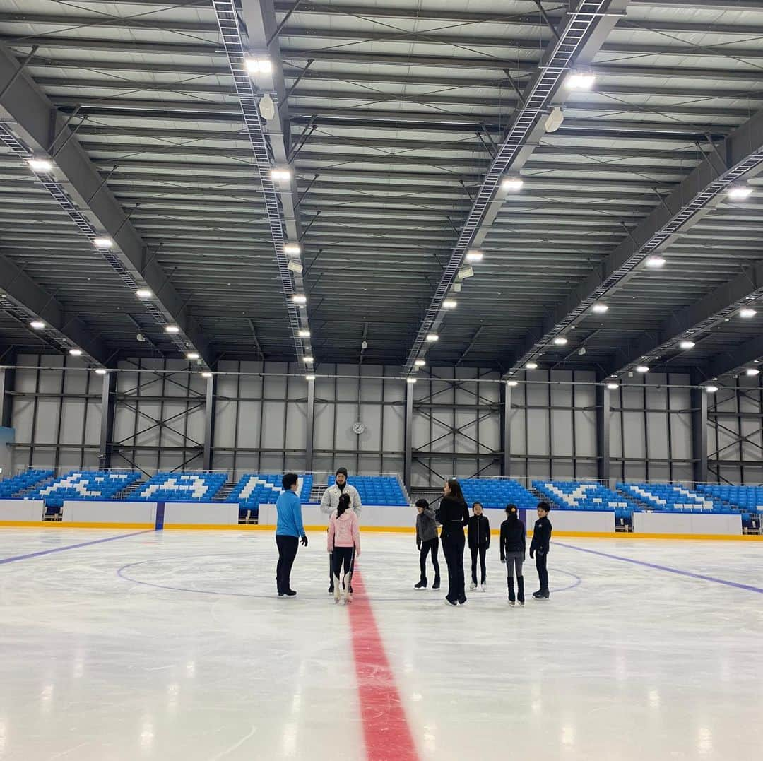 キャシー・リードさんのインスタグラム写真 - (キャシー・リードInstagram)「Hello Everyone❣️ Chris and I made a YouTube video in Japanese explaining our next chapter together: Cathy and Chris Reed’s Kinoshita Academy Ice Dance School👫🏻❤️ At this beautiful new Kanku/Kinoshita Group Ice Arena, we hope to make many promising Japanese Ice Dance Couples❣️We are super excited for the future, please support us and Japan Ice Dance🎌🙌💪 #japanicedance #reedteam #kinoshitaacademy #kankuicearena #kinoshitagroupicearena」1月13日 13時12分 - cmr2070