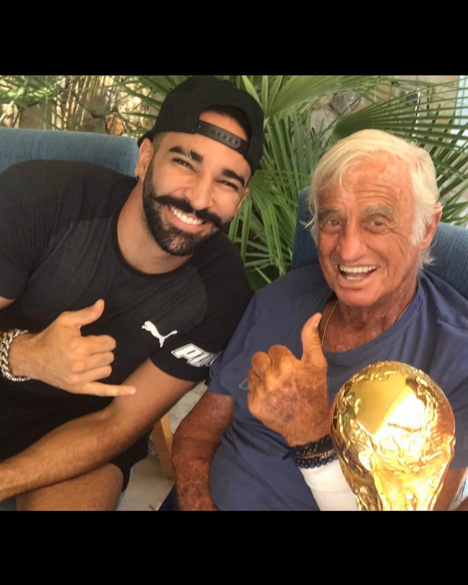 アディル・ラミのインスタグラム：「Mon champion du monde @jeanpaulbelmondo_  #respect #MR #jeanpaulbelmondo 🤙🏽 pic by @jeff_domenech #cannes #ete2019 😃 @pumafrance @puma」