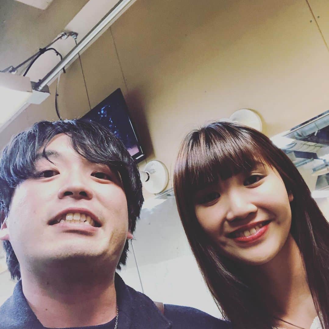 井澤惇のインスタグラム：「Elephant Gym＠クアトロお疲れ様ー！素晴らしいライブでした！相変わらず素晴らしいベース弾くわぁ、KTは！」