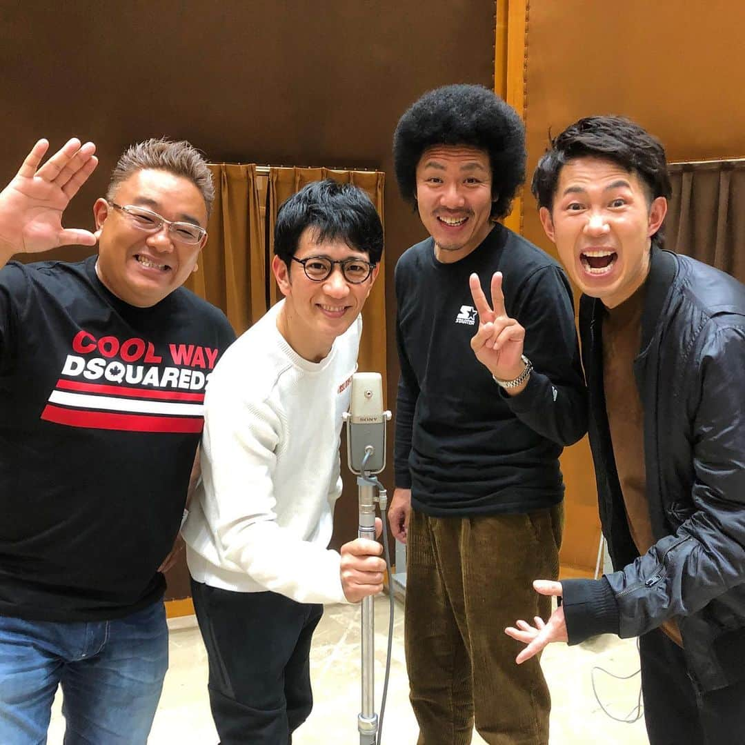 柴田英嗣さんのインスタグラム写真 - (柴田英嗣Instagram)「四人漫才  #4人ともうるさい #4人ともボケる #4人ともつっこまない #何も成立せず #富澤体調崩し欠席」1月14日 0時13分 - shibata_untouchable