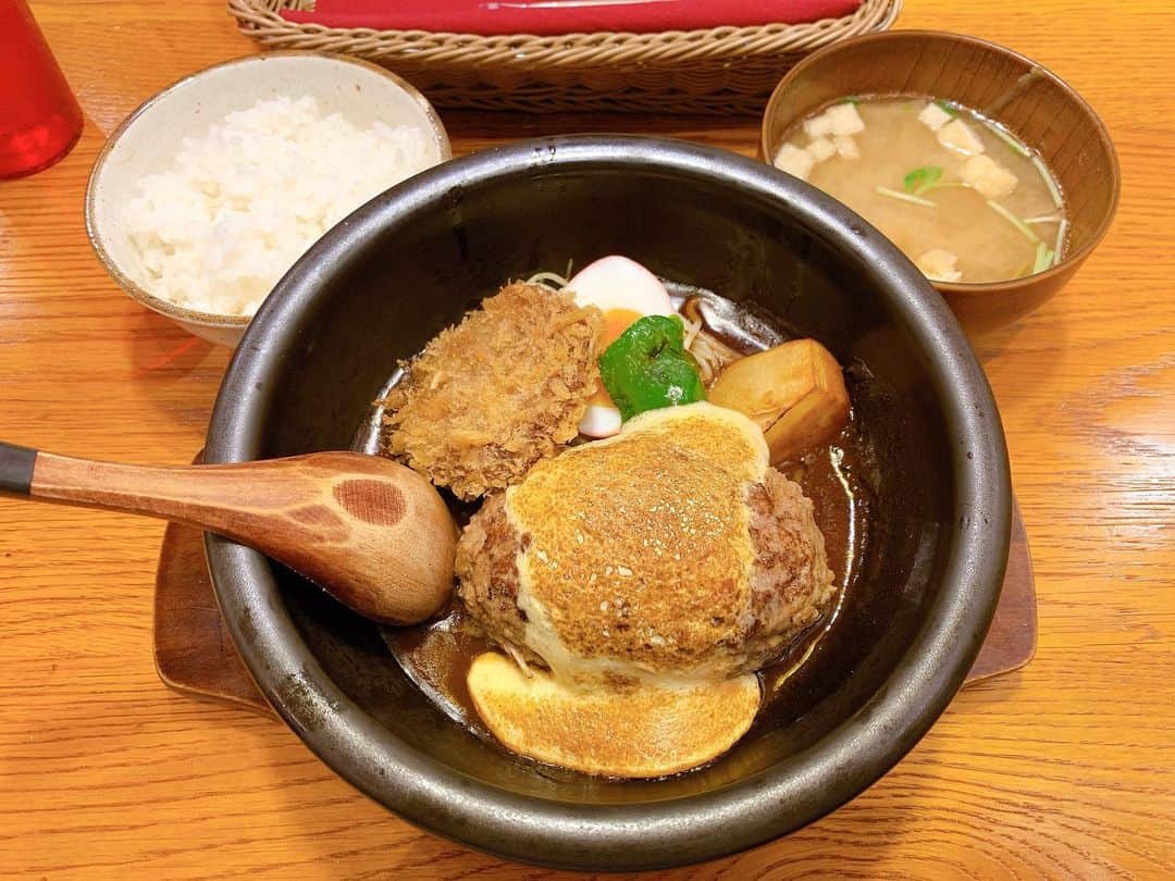 KYOHEYさんのインスタグラム写真 - (KYOHEYInstagram)「最強のハンバーグに出会った🤤✨ #ハンバーグ #山本のハンバーグ #白米ハンパなく美味しい」1月14日 0時34分 - kyohey5
