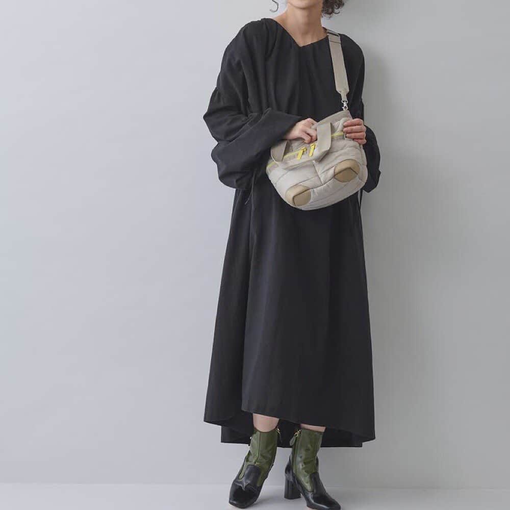 MAISON DE REEFURのインスタグラム：「. 【MAISON DE REEFUR x LeSportsac】 STYLE COLLECTION . 期間限定！話題の「LeSportsac(レスポートサック)」とのコラボレーションアイテムが［MERCI TIME SALE］に登場。 . 今回のコラボレーションテーマは、「Nature Mood（ネイチャームード)」。 アイコンでもあるヒョウ柄のスペシャルステッカー付き！ . ■ Koala Small Manon Tote / @maisondereefur . . 【展開店舗】 ルミネエスト新宿店・博多店・OFFICIAL WEB SHOP・OFFICIAL GLOBAL SHOP・ZOZOTOWN店 ※ ルミネエスト新宿店・博多店は、本日1/13(Mon)をもちまして、営業を終了させていただきます。 『2BUY 10％OFF キャンペーン』同時開催中！ . #maisondereefur #reefur #bag #lesportsac #timesale #sale #wintersale #winter #winterfashion #fashion #bag #totebag  #collaboration #ロゴ #バッグ #トートバッグ  #コラボ #レスポートサック #セール #リーファー #メゾンドリーファー #mercisale #merci #7年間ありがとう . @maisondereefur @lesportsacjapan」