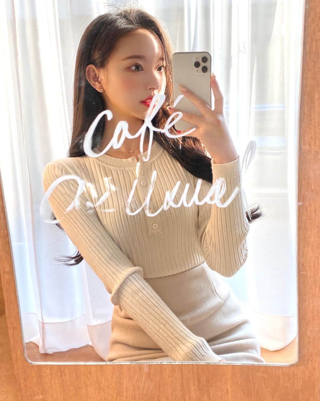 Chuuのインスタグラム：「햇살맛집이 따로 없네효💕💕 #chuuseoul」