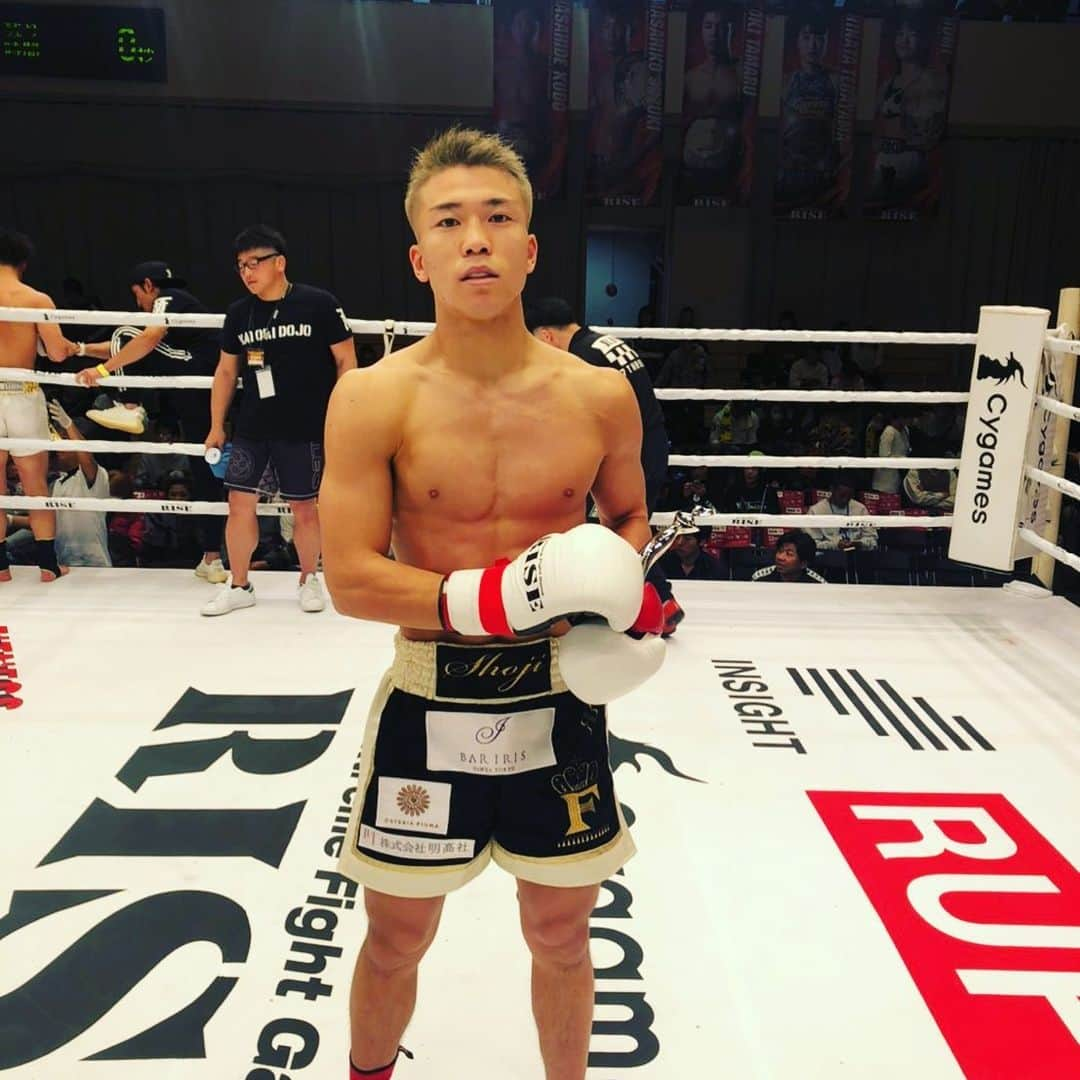 高谷裕之さんのインスタグラム写真 - (高谷裕之Instagram)「RISE136 FIGHTFARMの斎藤奨司は1R KO勝ち^_^ #fightfarm  #kickboxing  #rise  #齋藤奨司」1月13日 18時15分 - takaya.evilfist