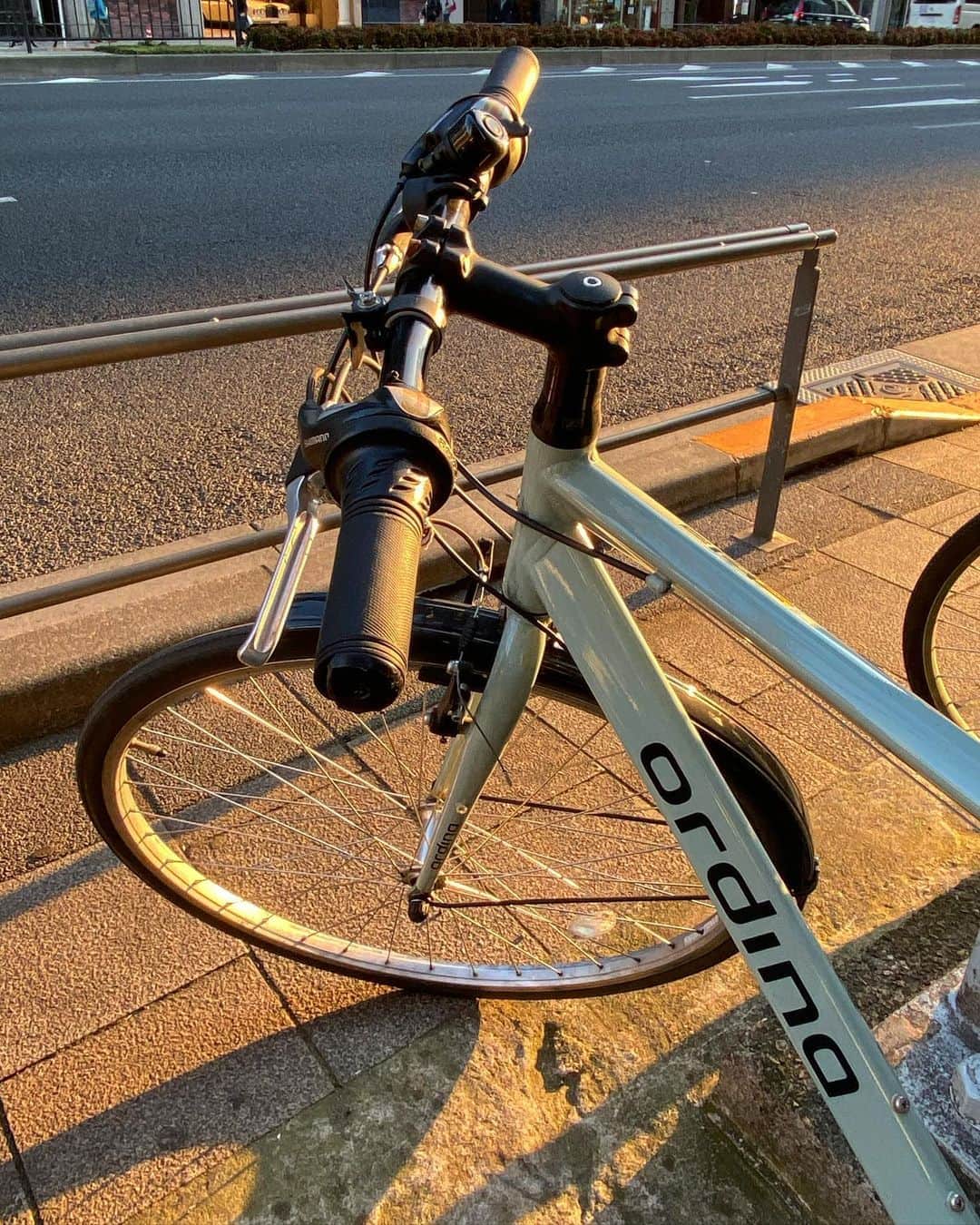 宍戸開さんのインスタグラム写真 - (宍戸開Instagram)「#bycicle #evening #lexus」1月13日 18時55分 - kaishishido