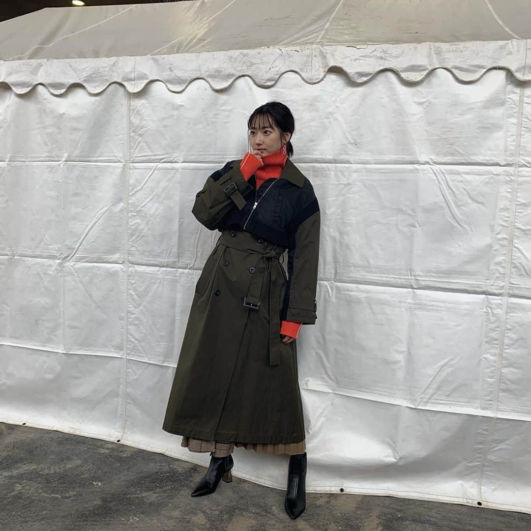 武田玲奈さんのインスタグラム写真 - (武田玲奈Instagram)「本日の👗 trench coat  jumper skirt @aulaaila_official  earrings @iris47_official」1月13日 19時34分 - rena_takeda