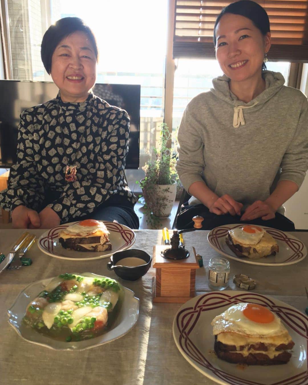 猫沢エミのグルメインスタ