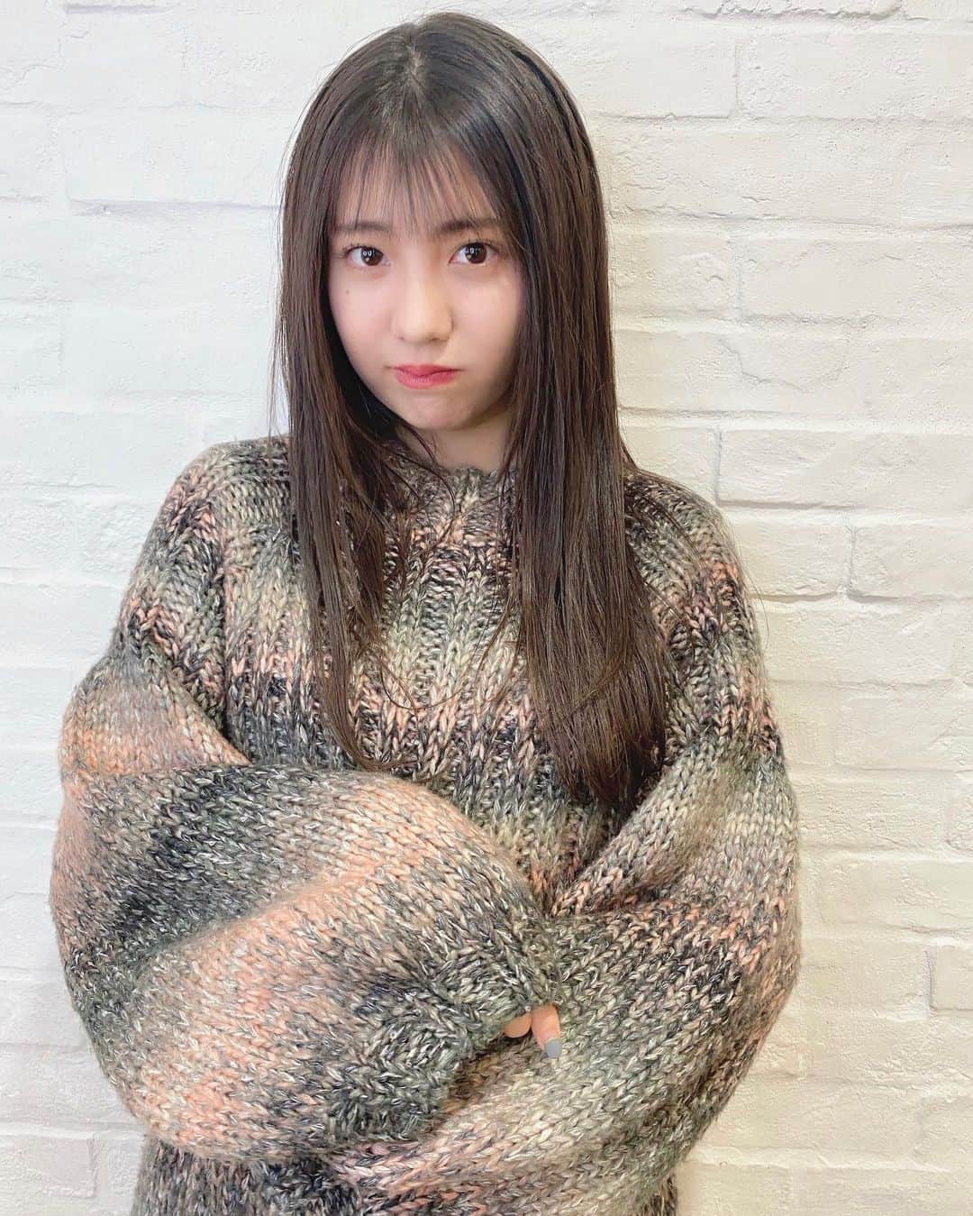 小玉梨々華のインスタグラム：「#ABBEY  今月も行ってきました ☺︎ 美容師さん方と話す時間楽しくて好きだなあ」