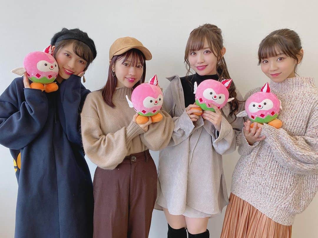 のインスタグラム：「ボートレース芦屋さんの バスツアー✨  なんか新鮮で楽しかったです！！ 参加してくださった皆さん、 ありがとう❤︎ 因みにボートレースの予想は ほぼほぼ当たりませんでした🥺 #LinQ #吉川千愛　#こんにちあ #あいんちゅ　#ボートレース芦屋　#芦屋　#ボートレース」