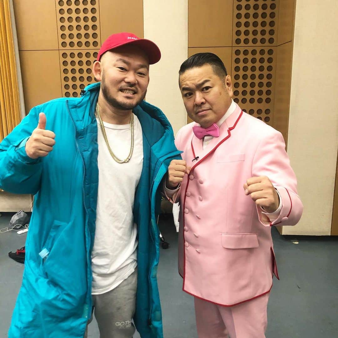 大地洋輔のインスタグラム：「ヤスさん今日はありがとうございました！！ 名古屋漫才&トークありがとうございました😊  また名古屋の皆さんよろしくお願いします！！ 次回はヤスさんのお店で打ち上げを！🍺🍺🍺」