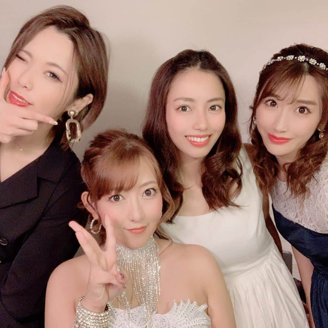 大河内美紗さんのインスタグラム写真 - (大河内美紗Instagram)「ミサイタル15ありがとうございました❤️今回のミサイタルはなんと今年84歳の年男さまから2歳の女の子まで幅広いお客様で賑わいました^ ^ 遠くは沖縄、和歌山からもお越しいただき感激でした！ 内容も民謡からアイドルからバラードまで歌わせていただきました♪鏡開きで縁起良し♪ 振る舞い酒に振る舞いケーキと終演後までわいわい皆様と過ごすことができました^ ^ ありがとうございました❤️ #小原春香  #藤社優美 #迫畠彩 #サイトウイチロウ #吉野ユウヤ #大河内美紗 #ミサイタル」1月13日 21時24分 - misa_okochi